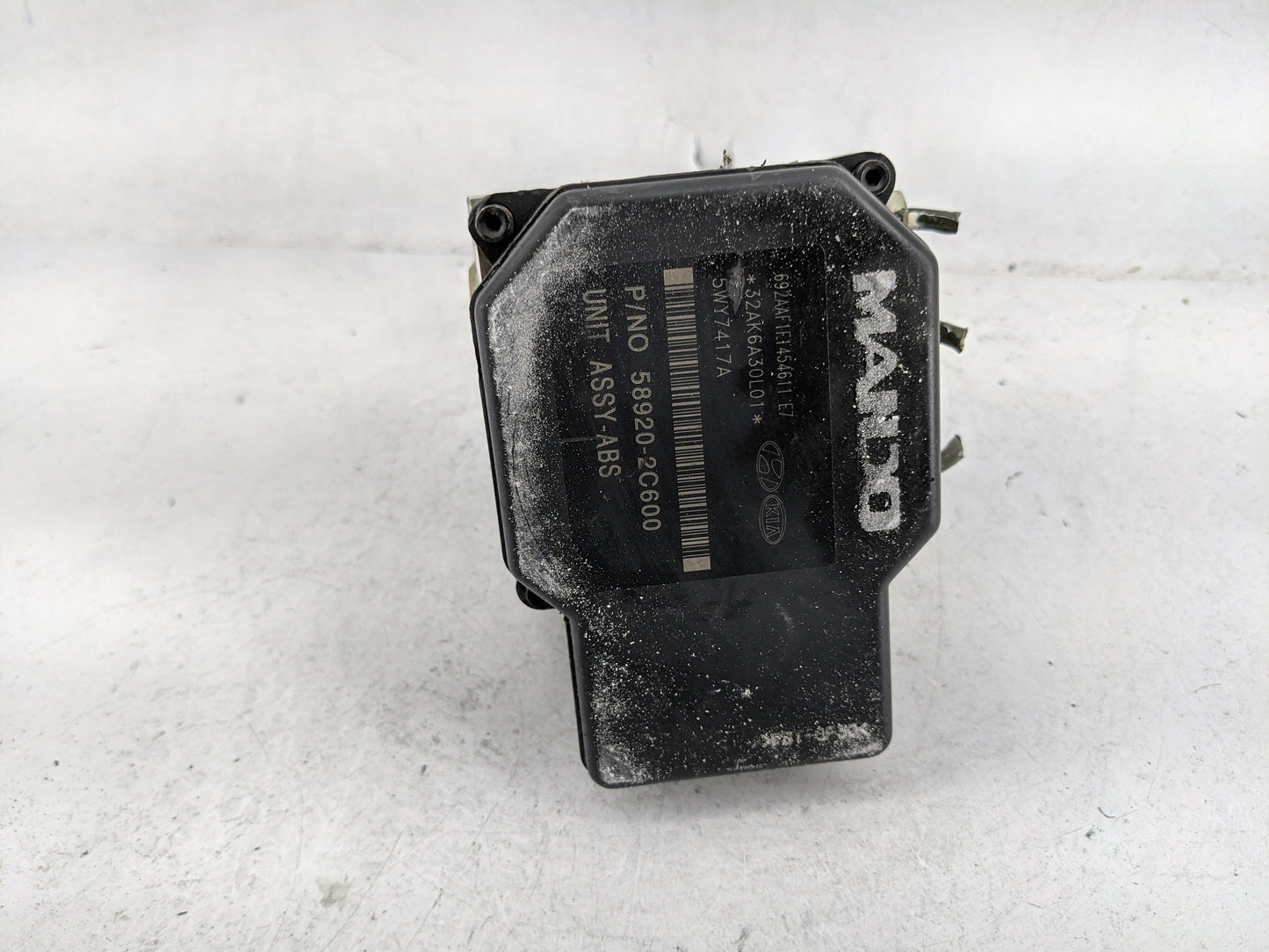 2005-2008 Hyundai Tiburon ABS Pump Control Module Replacement P/N:58920-2C600 BH60106900 Fits Fits 2005 2006 2007 2008 OEM U