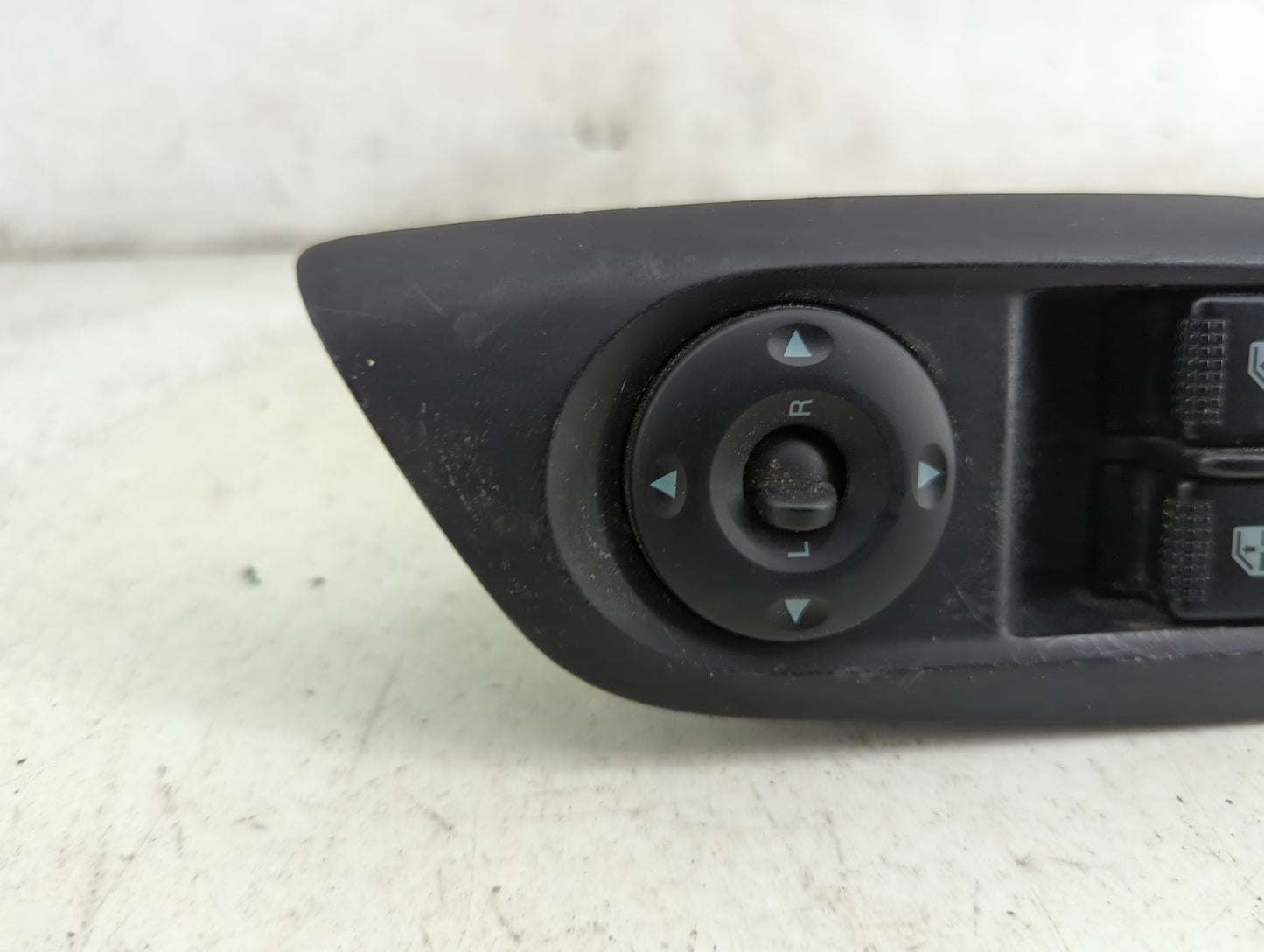 2003-2008 Hyundai Tiburon Master Power Window Switch Replacement Driver Side Left P/N:93570-2C500 Fits OEM Used Auto Parts -