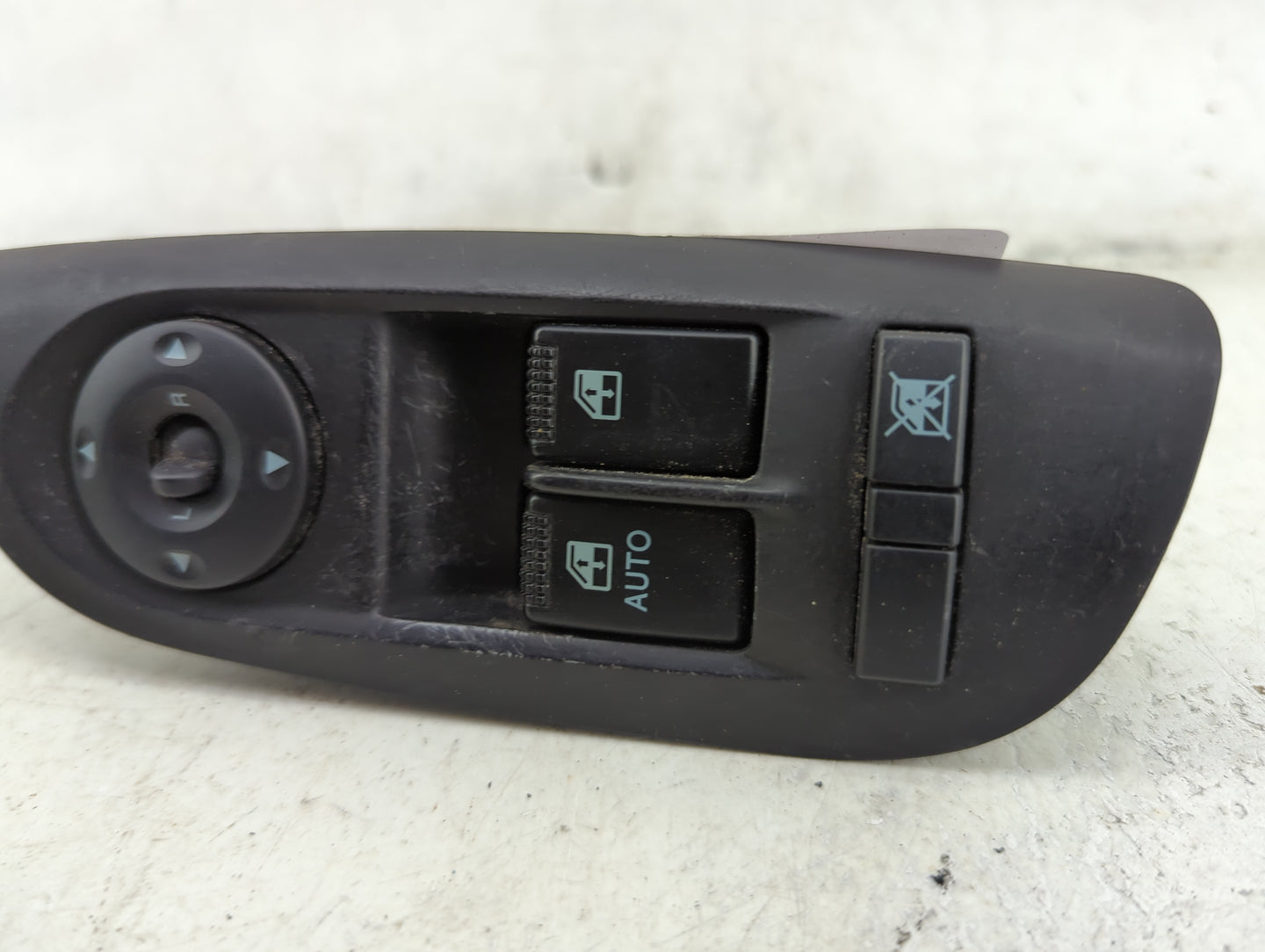 2003-2008 Hyundai Tiburon Master Power Window Switch Replacement Driver Side Left P/N:93570-2C500 Fits OEM Used Auto Parts -