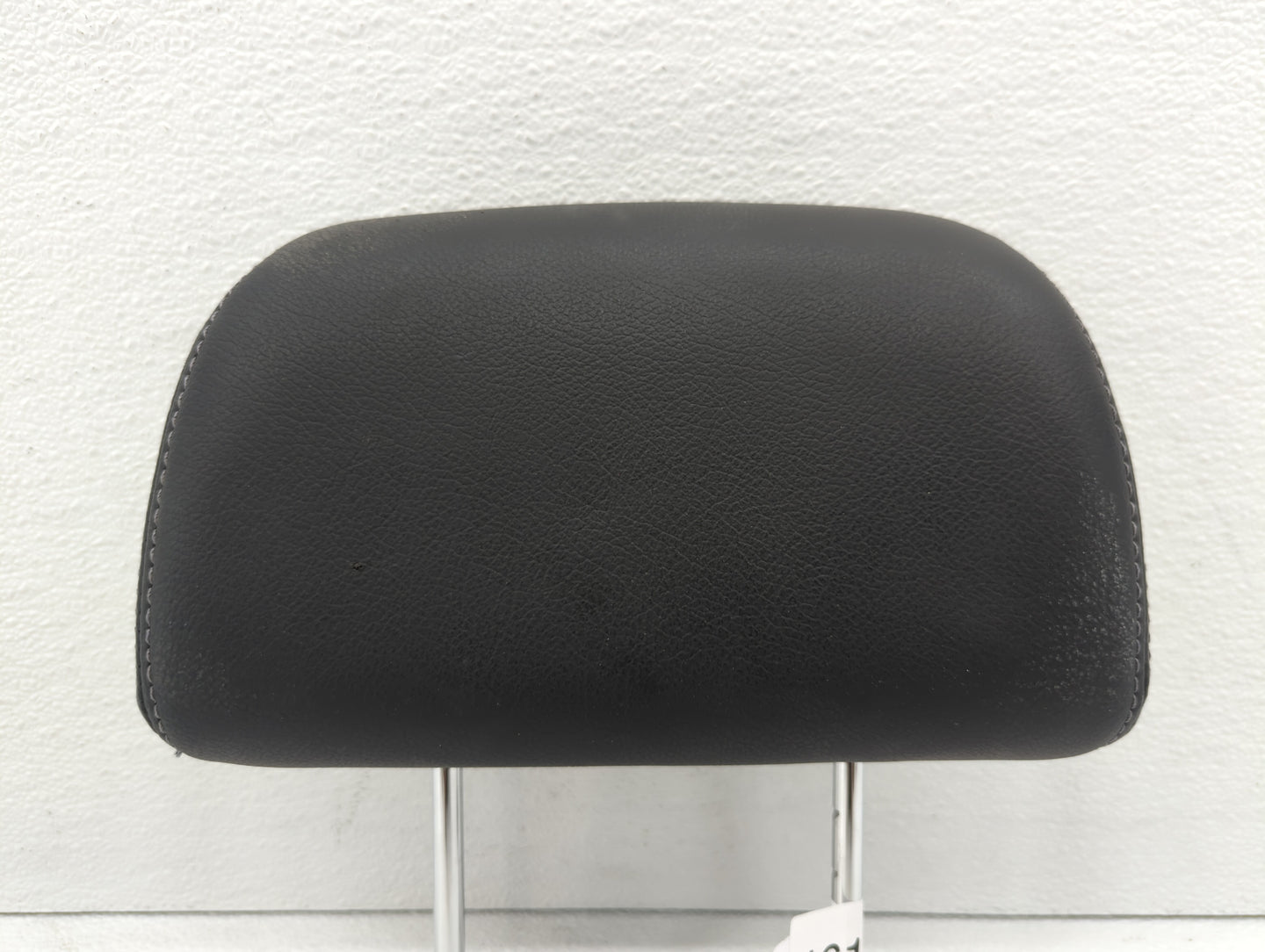 2007-2008 Hyundai Tiburon Headrest Head Rest Front Driver Passenger Seat - Oemusedautoparts1.com