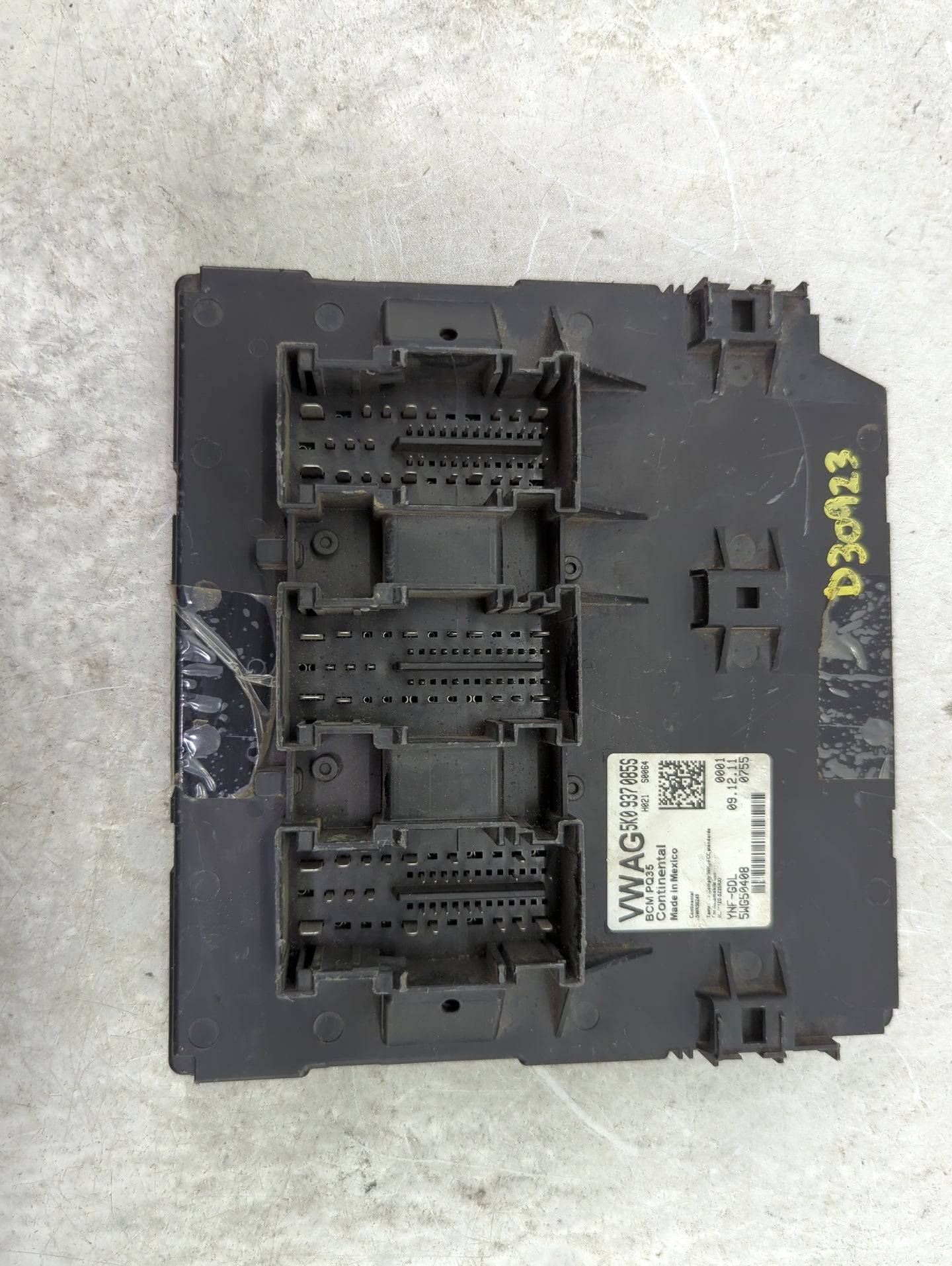 2007-2008 Hyundai Tucson Body Control Module Bcm Inner Cabin Fuse Box - Oemusedautoparts1.com