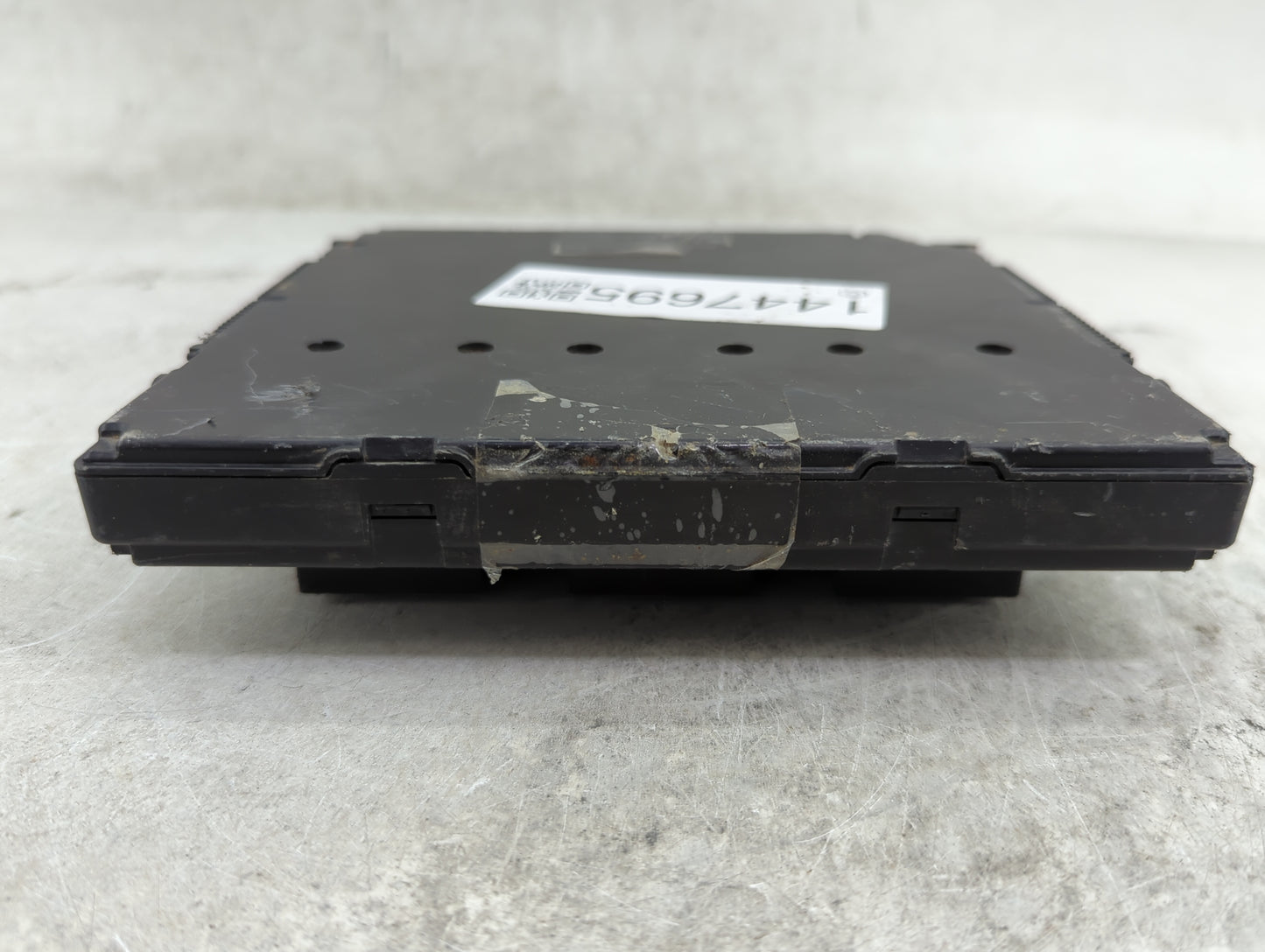 2007-2008 Hyundai Tucson Body Control Module Bcm Inner Cabin Fuse Box - Oemusedautoparts1.com