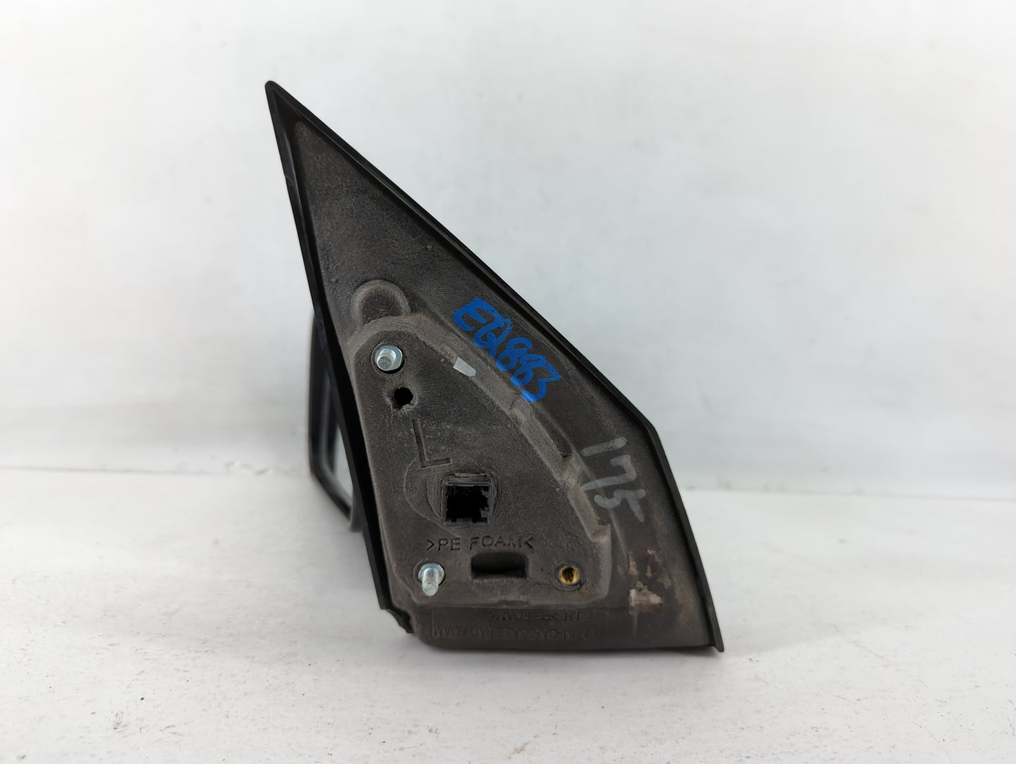 2005-2009 Hyundai Tucson Driver Left Side View Manual Door Mirror White - Oemusedautoparts1.com