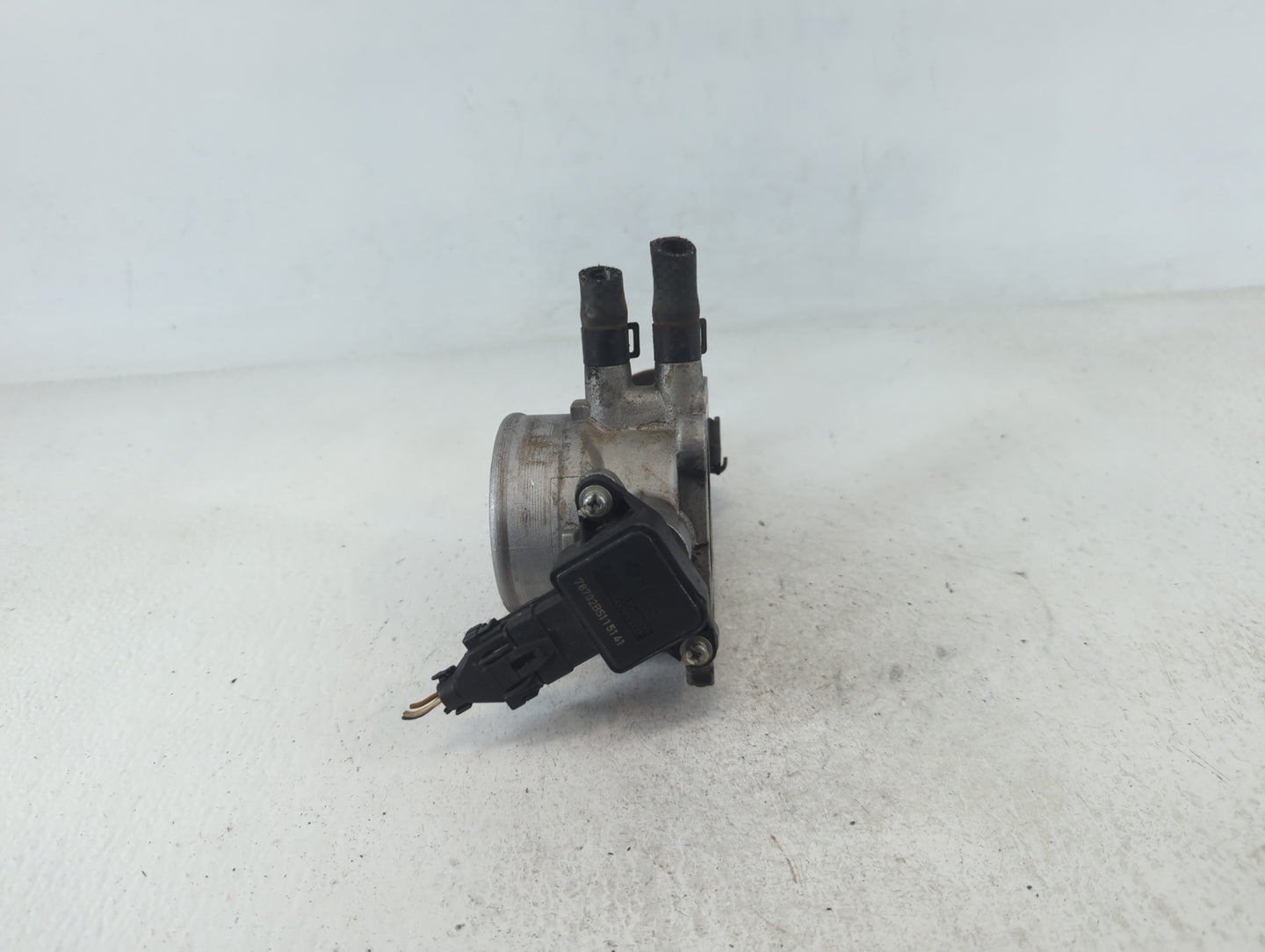 2005-2009 Hyundai Tucson Throttle Body P/N:3510023751 Fits Fits 2003 2004 2005 2006 2007 2008 2009 2010 OEM Used Auto Parts 