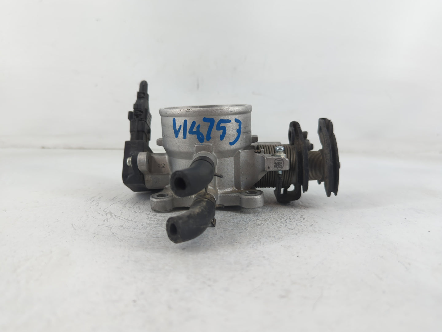 2005-2009 Hyundai Tucson Throttle Body P/N:35100-23751 Fits Fits 2003 2004 2005 2006 2007 2008 2009 2010 OEM Used Auto Parts
