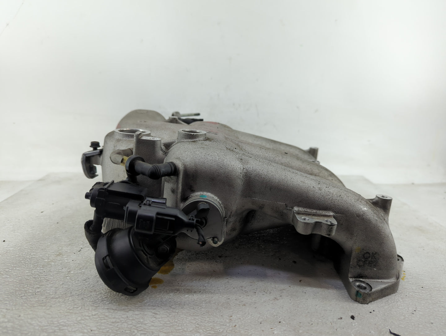 2007-2009 Hyundai Veracruz Air Intake Manifold Fits Fits 2007 2008 2009 OEM Used Auto Parts - Oemusedautoparts1.com