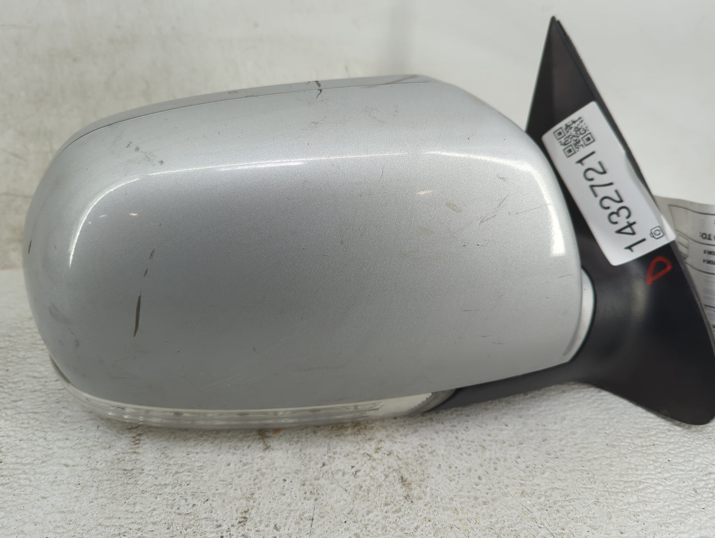 2007-2012 Hyundai Veracruz Passenger Side View Mirror - Right Door Mirror OEM Used - Oemusedautoparts1.com