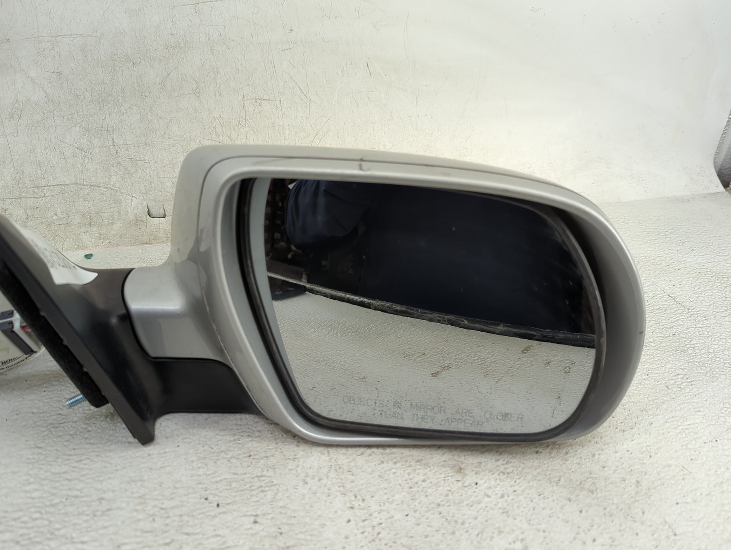 2007-2012 Hyundai Veracruz Passenger Side View Mirror - Right Door Mirror OEM Used - Oemusedautoparts1.com