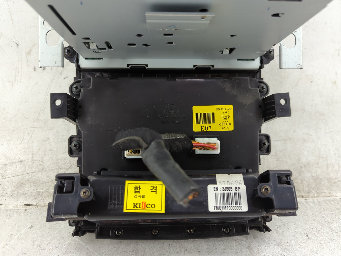 2008 Hyundai Veracruz Radio AM FM Cd Player Receiver Replacement P/N:961403J600 Q-445ENX, 3J505 Fits OEM Used Auto Parts - O