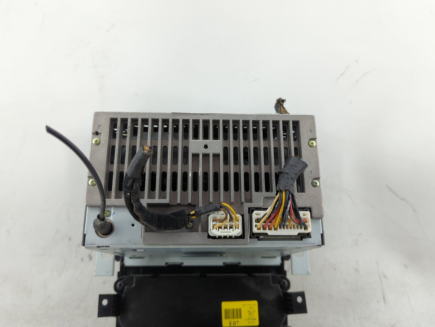 2008 Hyundai Veracruz Radio AM FM Cd Player Receiver Replacement P/N:961403J600 Q-445ENX, 3J505 Fits OEM Used Auto Parts - O