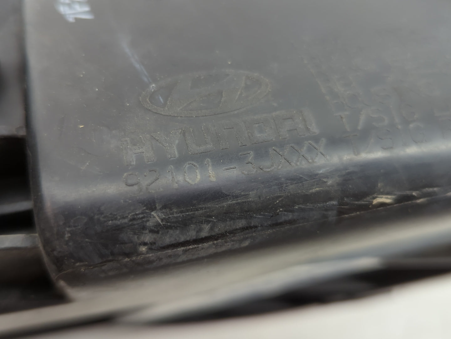 2007-2012 Hyundai Veracruz Driver Left Oem Head Light Headlight Lamp - Oemusedautoparts1.com
