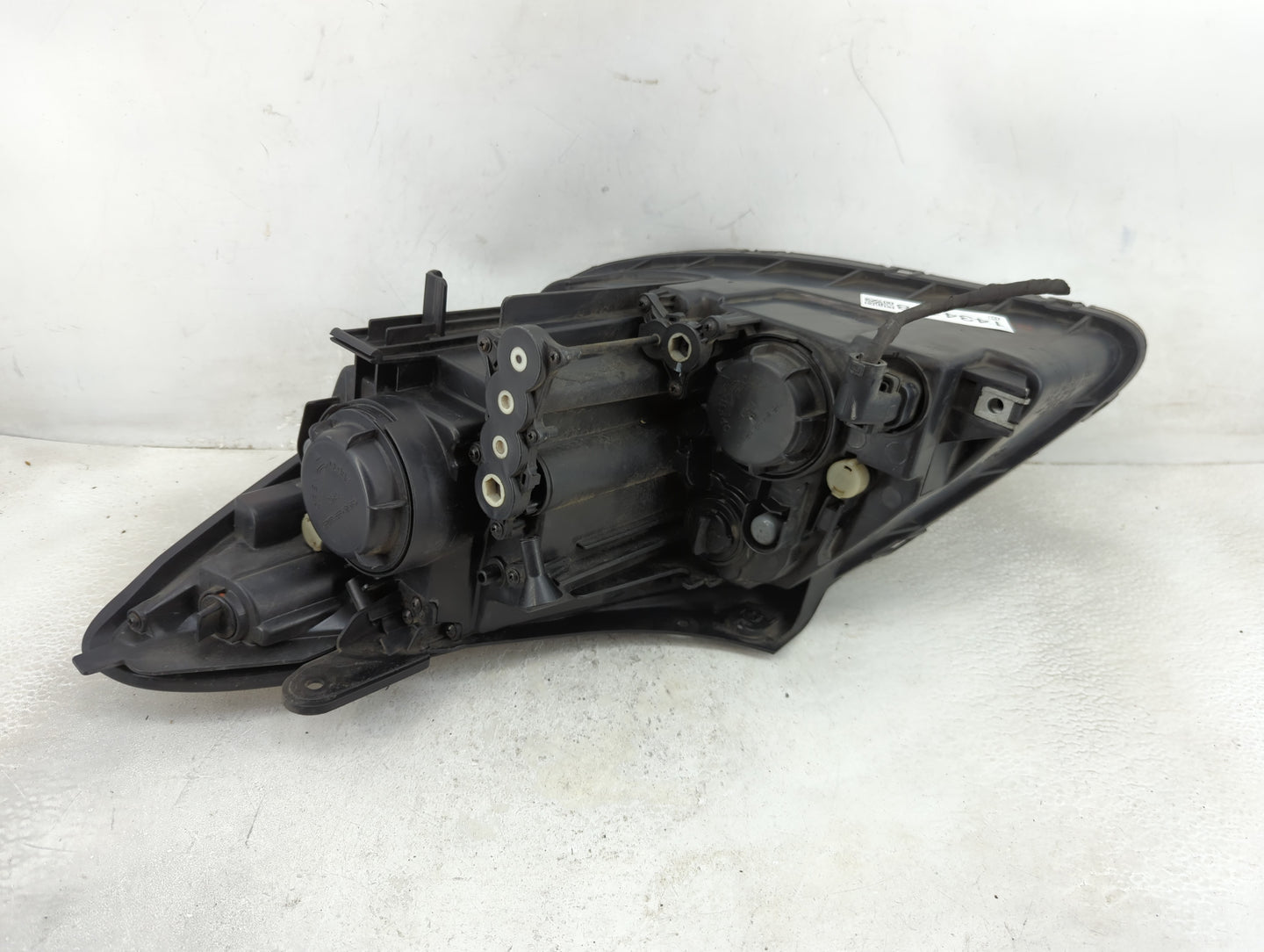 2007-2012 Hyundai Veracruz Passenger Right Oem Head Light Headlight Lamp - Oemusedautoparts1.com