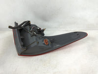 2007-2012 Hyundai Veracruz Tail Light Assembly Passenger Right OEM P/N:E132322 Fits Fits 2007 2008 2009 2010 2011 2012 OEM U