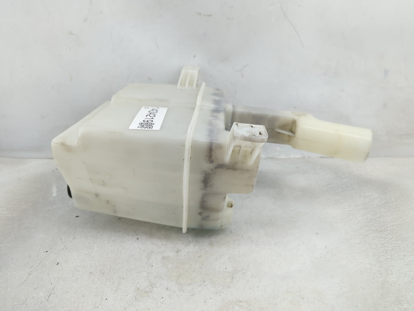 2007-2012 Hyundai Veracruz Windshield Washer Fluid Reservoir Bottle Oem - Oemusedautoparts1.com