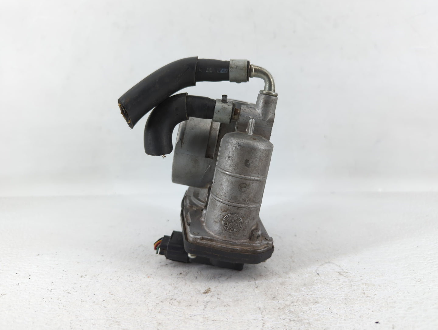 2008-2012 Infiniti Ex35 Throttle Body P/N:526-02 RME60-21 Fits OEM Used Auto Parts - Oemusedautoparts1.com