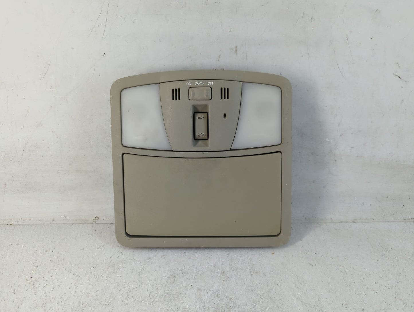 2008 Infiniti Ex35 Overhead Roof Console - Oemusedautoparts1.com