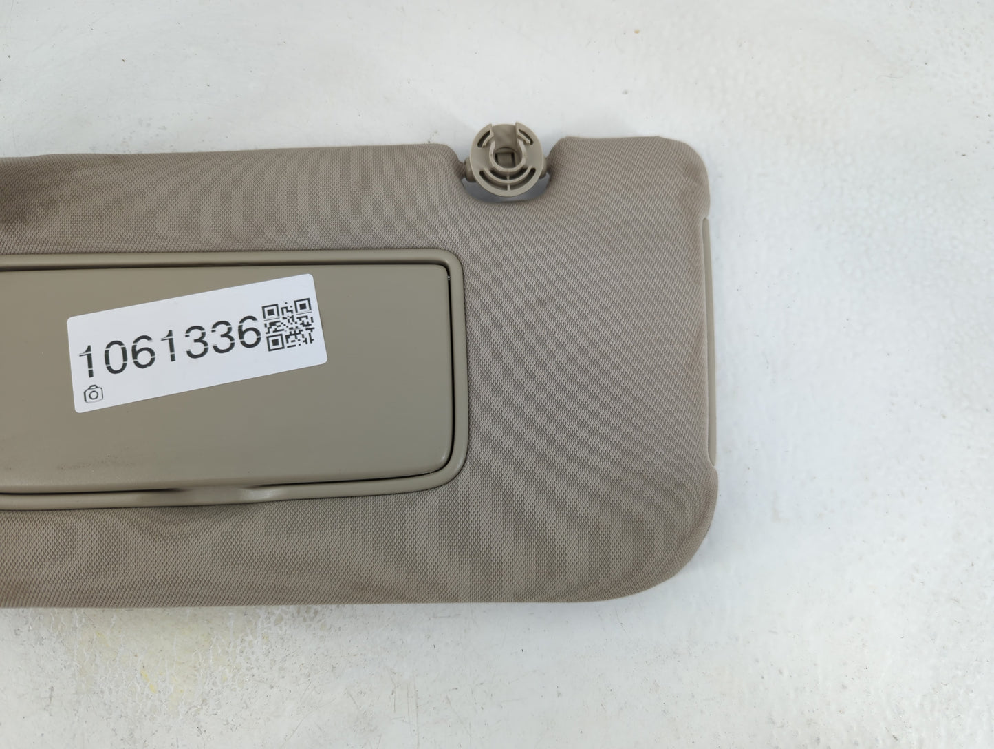 2006-2008 Infiniti Fx35 Sun Visor Shade Replacement Driver Left Mirror Fits Fits 2006 2007 2008 OEM Used Auto Parts - Oemuse