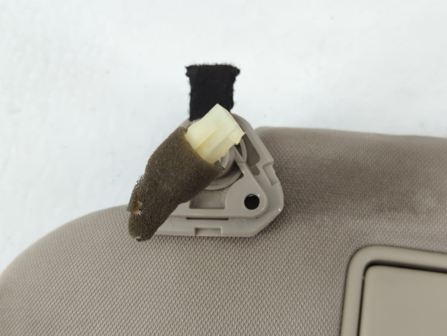 2006-2008 Infiniti Fx35 Sun Visor Shade Replacement Driver Left Mirror Fits Fits 2006 2007 2008 OEM Used Auto Parts - Oemuse