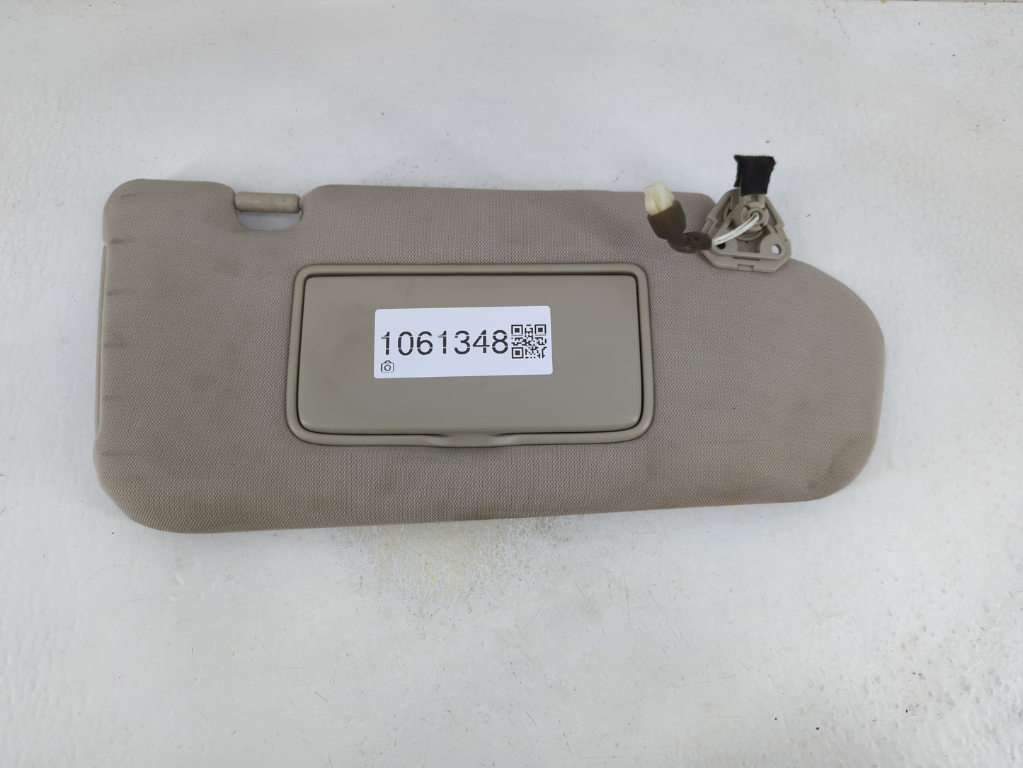 2006-2008 Infiniti Fx35 Sun Visor Shade Replacement Passenger Right Mirror Fits Fits 2006 2007 2008 OEM Used Auto Parts - Oe