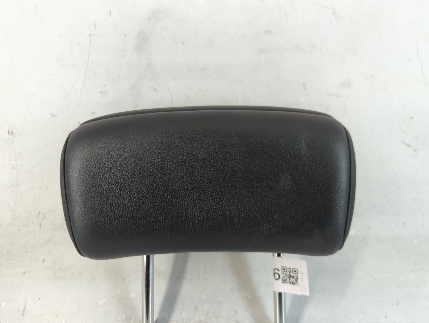 2007-2008 Infiniti Fx35 Headrest Head Rest Rear Seat Fits Fits 2007 2008 OEM Used Auto Parts - Oemusedautoparts1.com