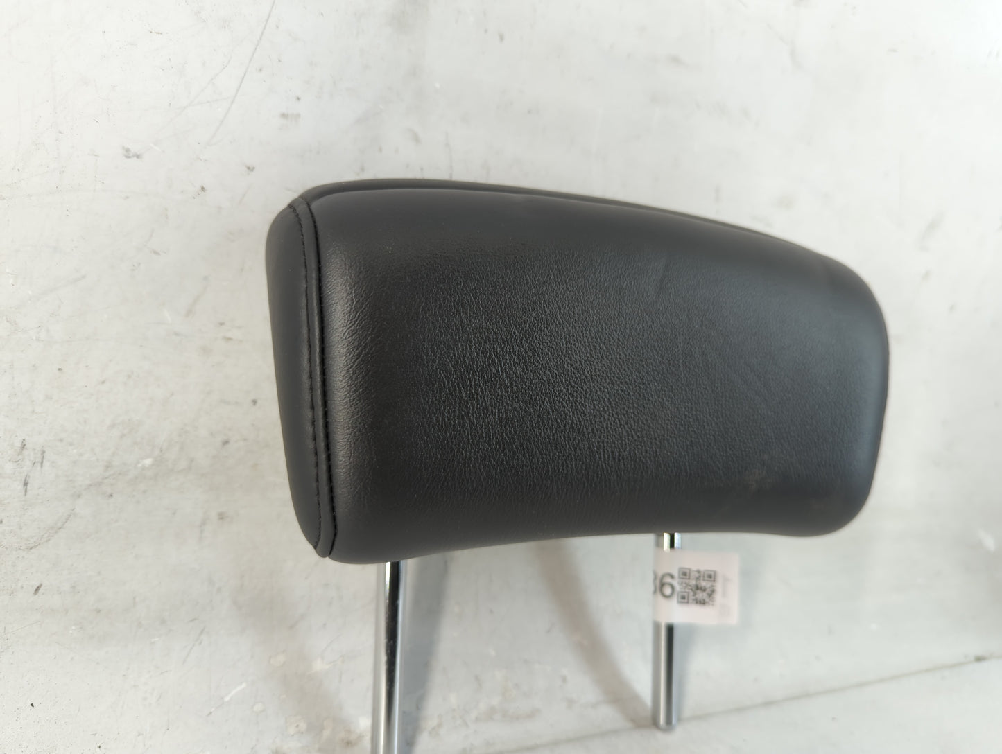 2007-2008 Infiniti Fx35 Headrest Head Rest Rear Seat Fits Fits 2007 2008 OEM Used Auto Parts - Oemusedautoparts1.com