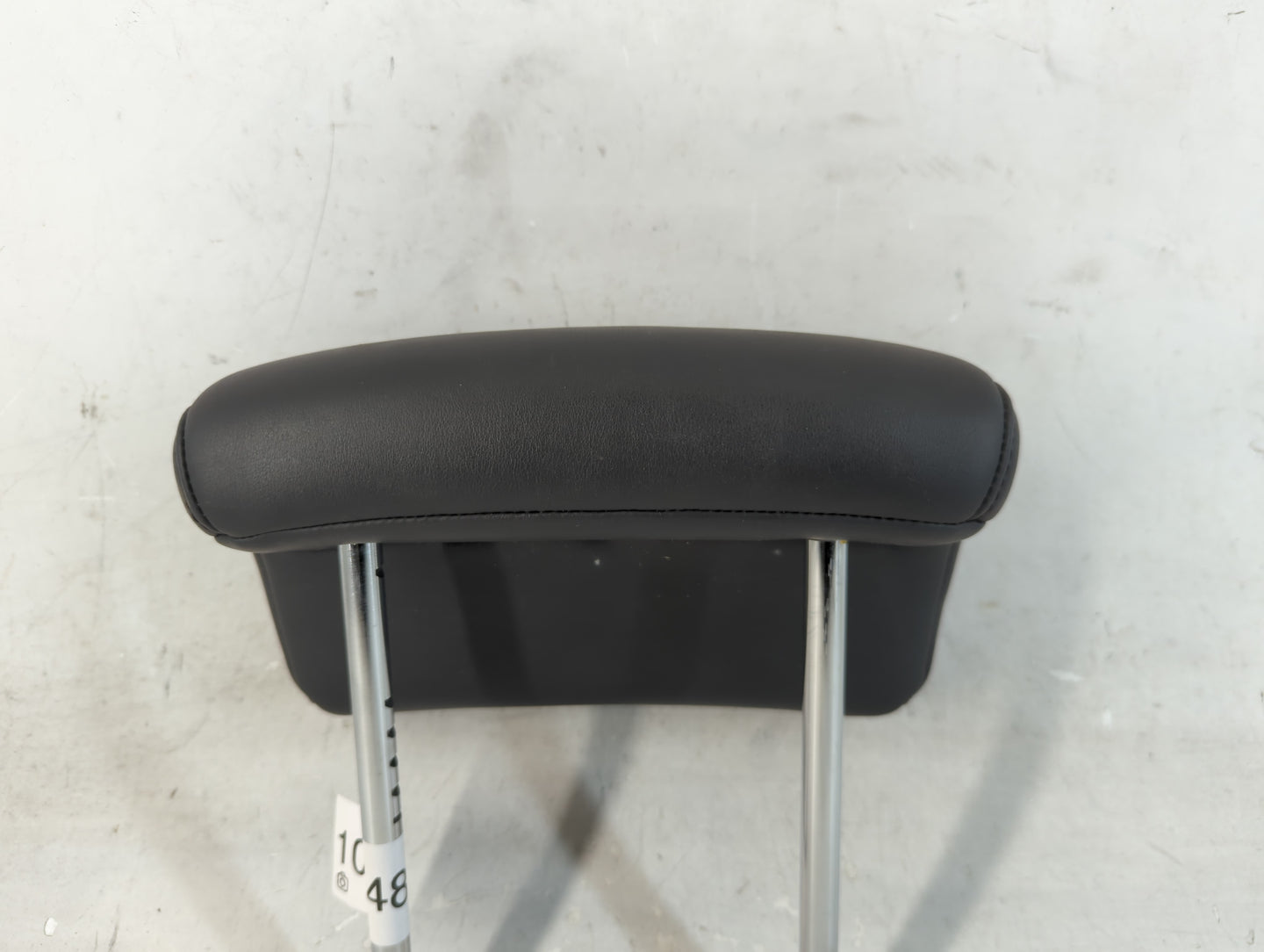 2007-2008 Infiniti Fx35 Headrest Head Rest Rear Seat Fits Fits 2007 2008 OEM Used Auto Parts - Oemusedautoparts1.com