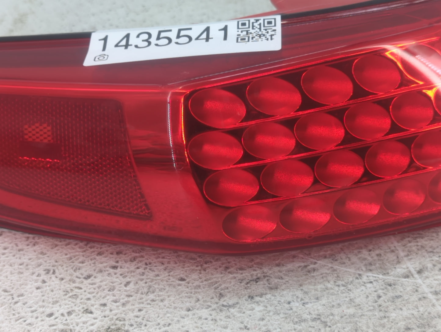 2003-2008 Infiniti Fx45 Tail Light Assembly Driver Left OEM Fits Fits 2003 2004 2005 2006 2007 2008 OEM Used Auto Parts - Oe