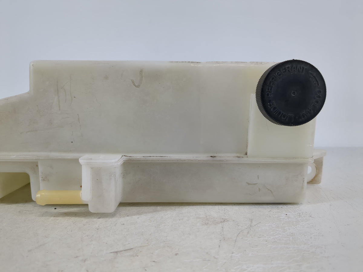 2007-2008 Infiniti G35 Radiator Coolant Overflow Expansion Tank Bottle - Oemusedautoparts1.com