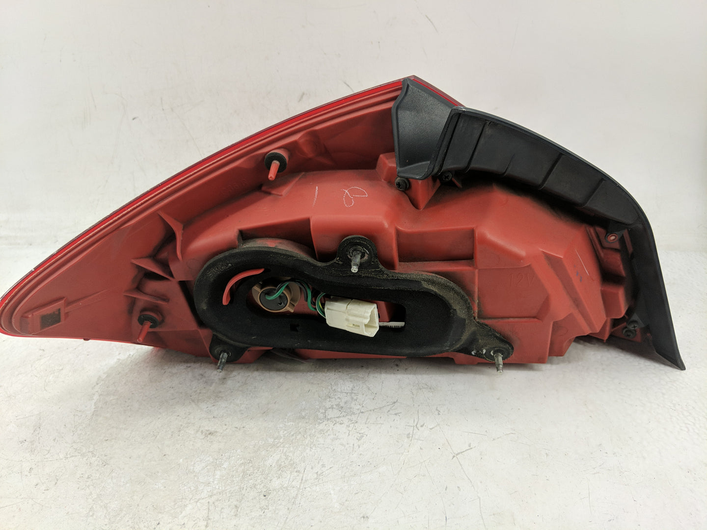 2007-2008 Infiniti G35 Tail Light Assembly Passenger Right OEM Fits Fits 2007 2008 2009 2010 2011 2012 2013 2015 OEM Used Au