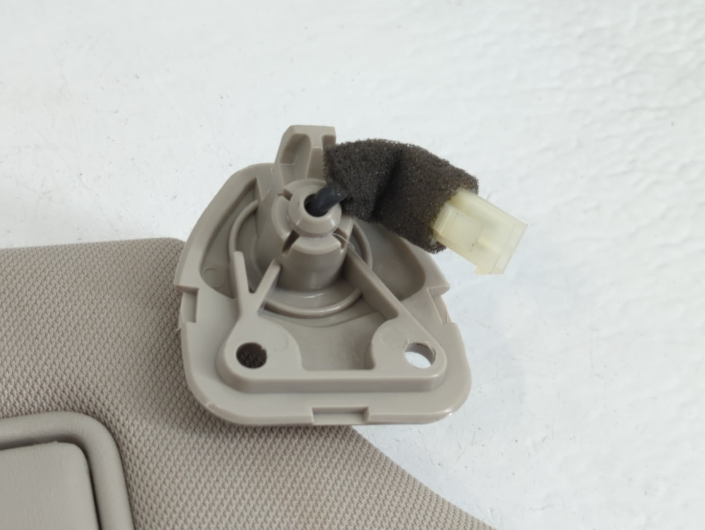 2007-2008 Infiniti G35 Sun Visor Shade Replacement Passenger Right Mirror Fits Fits 2007 2008 2009 2010 2011 2012 2013 2015 