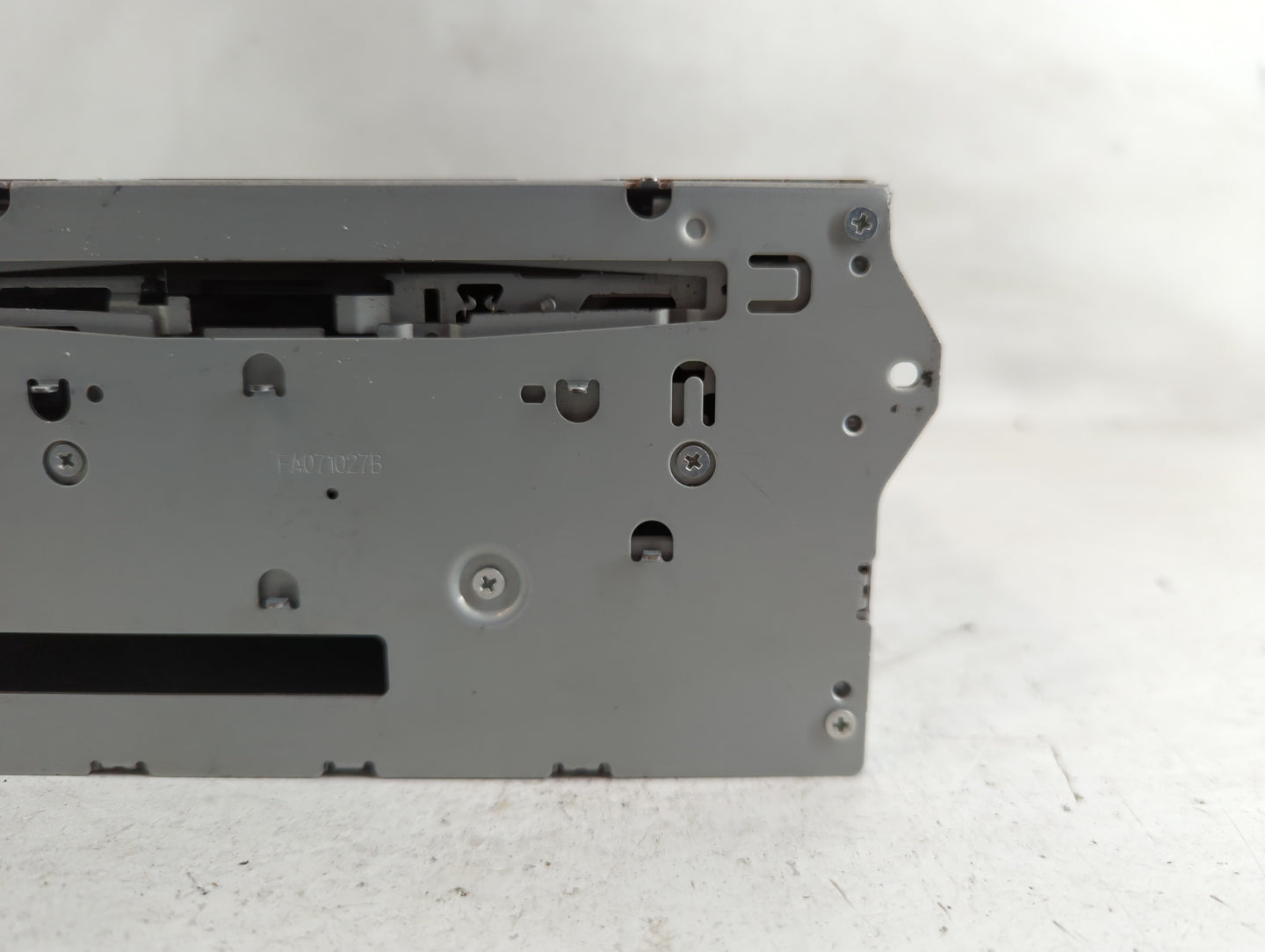 2008 Infiniti G35 Radio AM FM Cd Player Receiver Replacement P/N:25915 JK60B Fits Fits 2009 OEM Used Auto Parts - Oemusedaut