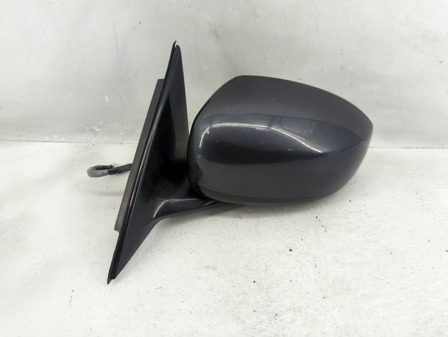 2007-2008 Infiniti G35 Side Mirror Replacement Driver Left View Door Mirror Fits Fits 2007 2008 OEM Used Auto Parts - Oemuse