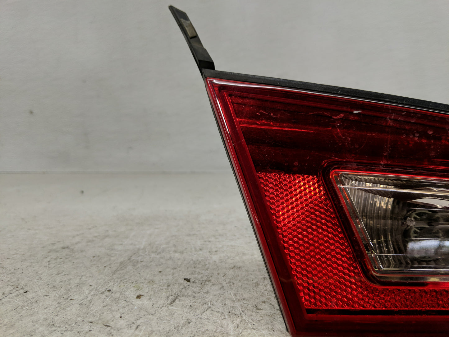 2007-2008 Infiniti G35 Tail Light Assembly Driver Left OEM Fits Fits 2007 2008 2009 2010 2011 2012 2013 2015 OEM Used Auto P