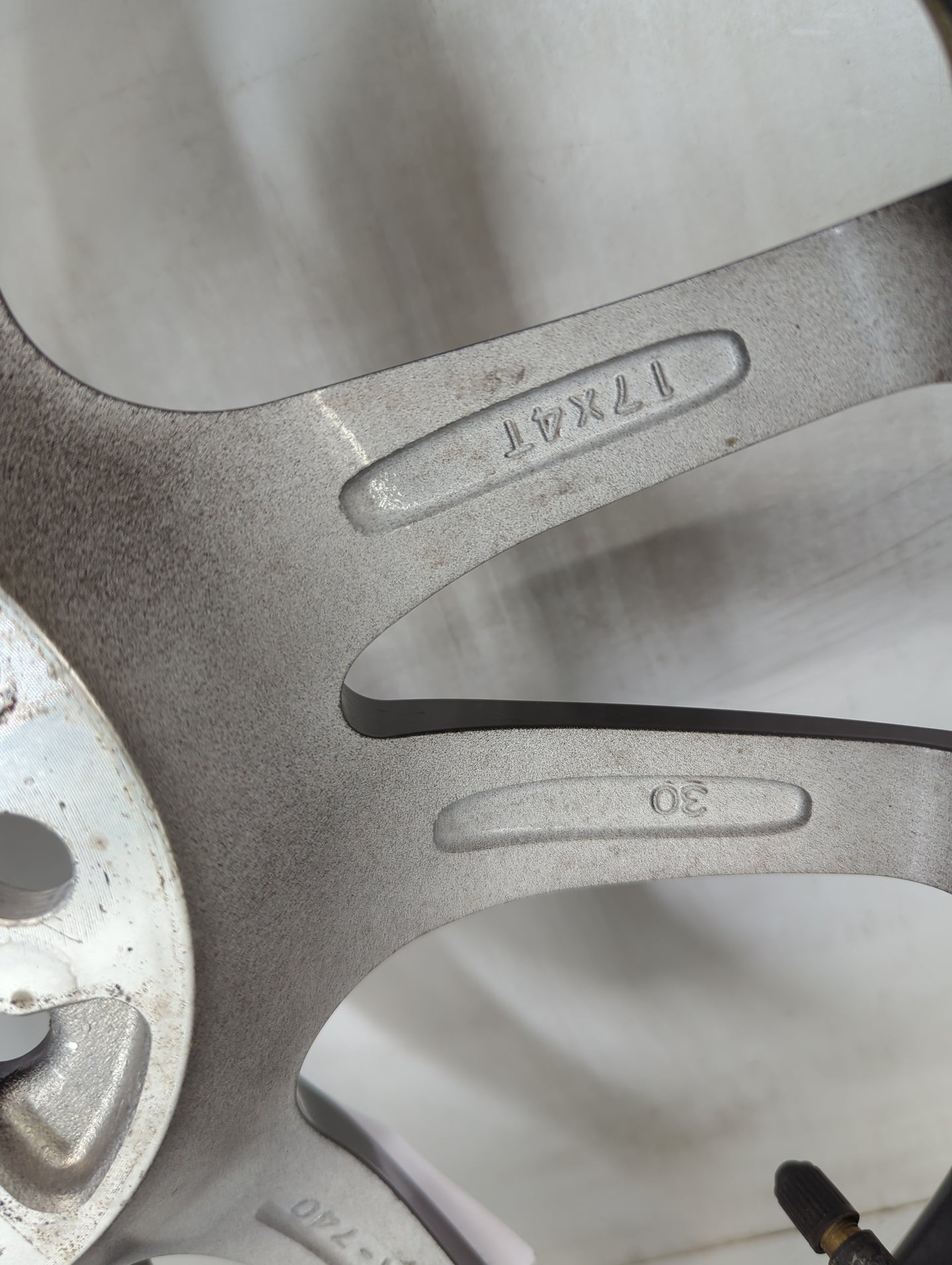 2007-2008 Infiniti G35 Spare Donut Tire Wheel Rim Oem - Oemusedautoparts1.com