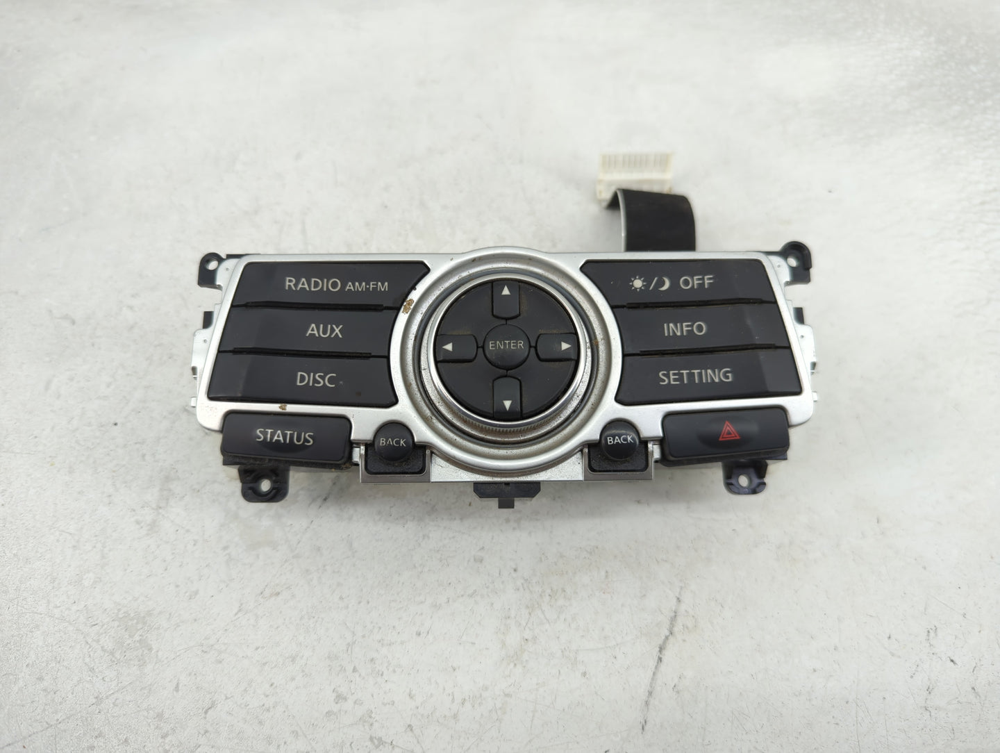 2007-2008 Infiniti G35 Information Display Screen - Oemusedautoparts1.com