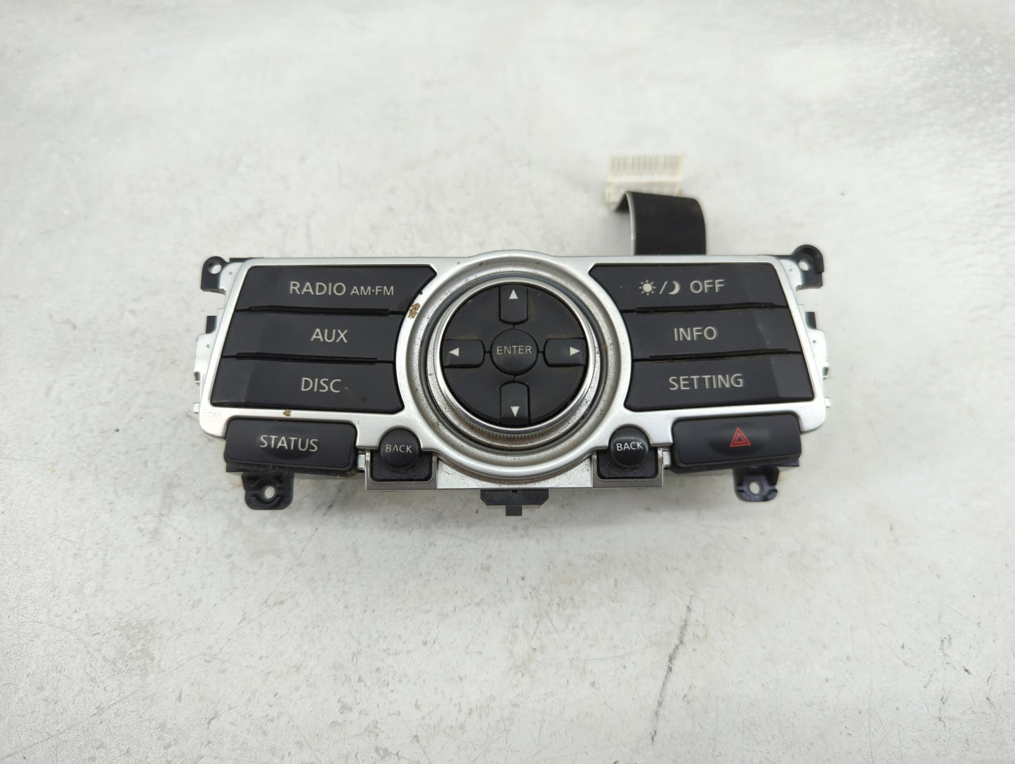 2007-2008 Infiniti G35 Information Display Screen - Oemusedautoparts1.com
