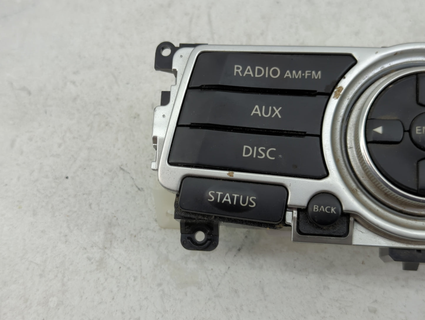 2007-2008 Infiniti G35 Information Display Screen - Oemusedautoparts1.com