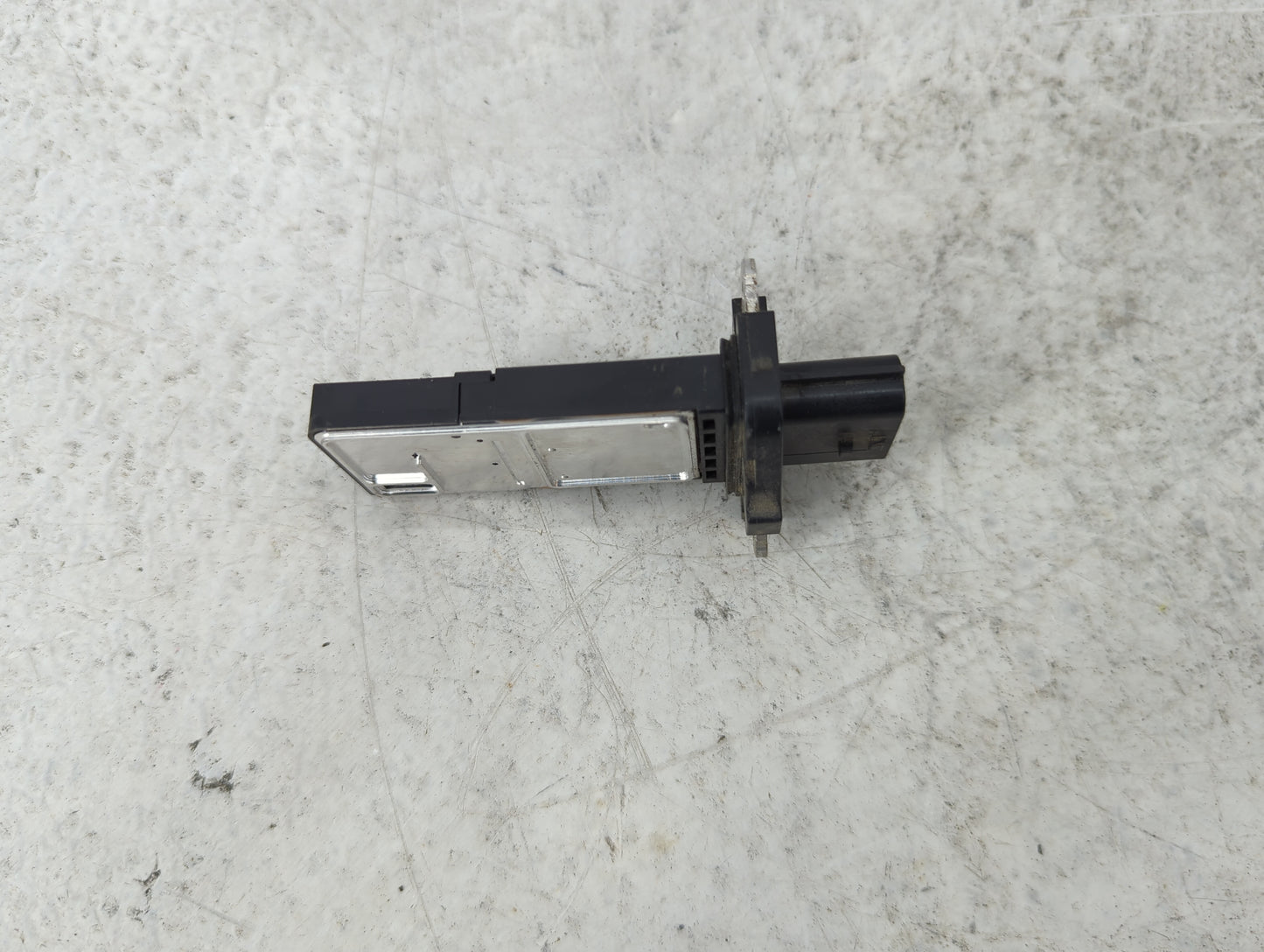 2003-2008 Infiniti G35 Mass Air Flow Meter Maf 1489663 - Oemusedautoparts1.com