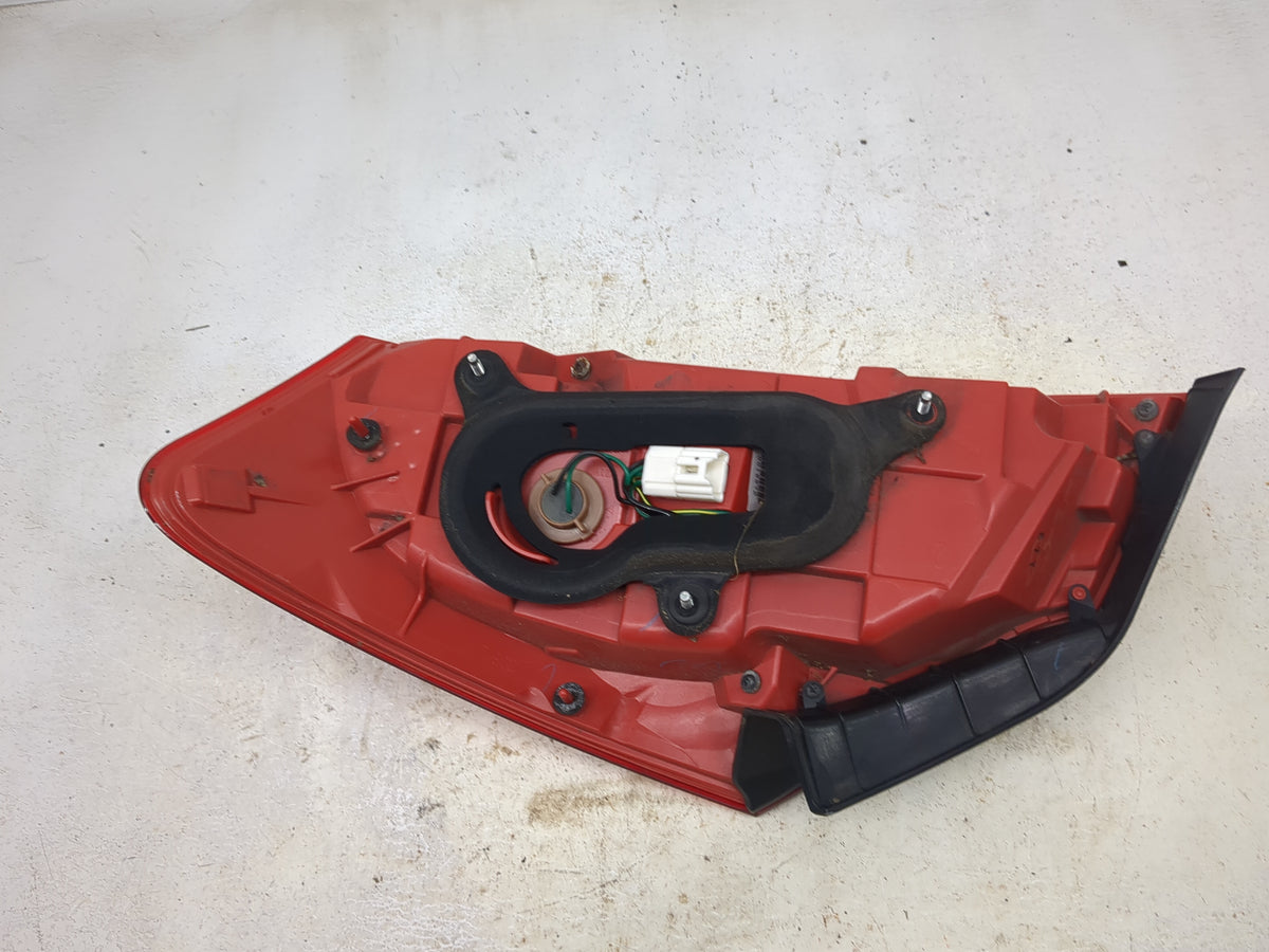 2007-2008 Infiniti G35 Tail Light Assembly Driver Left OEM Fits Fits 2007 2008 2009 2010 2011 2012 2013 2015 OEM Used Auto P