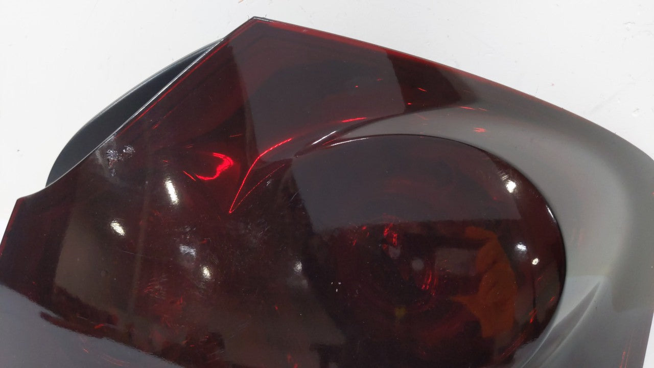 2007-2008 Infiniti G35 Tail Light Assembly Passenger Right OEM Fits Fits 2007 2008 2009 2010 2011 2012 2013 2015 OEM Used Au