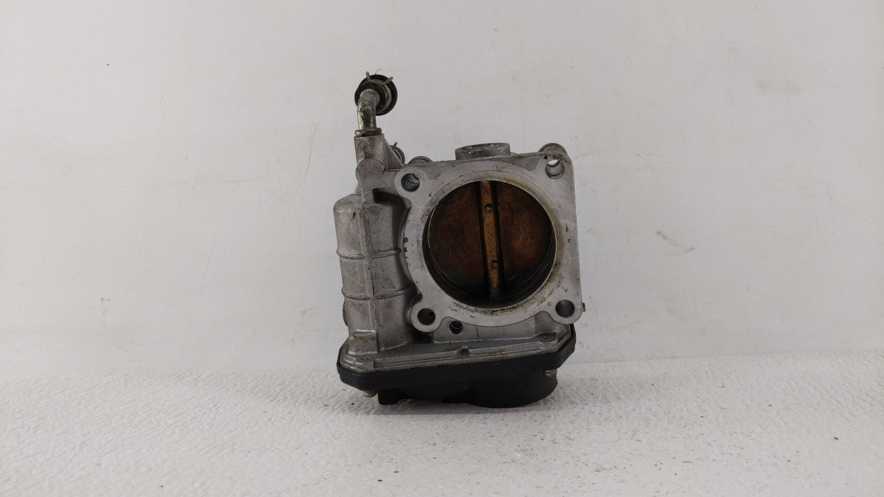 2007-2008 Infiniti G35 Throttle Body P/N:526-01 RME75 Fits OEM Used Auto Parts - Oemusedautoparts1.com