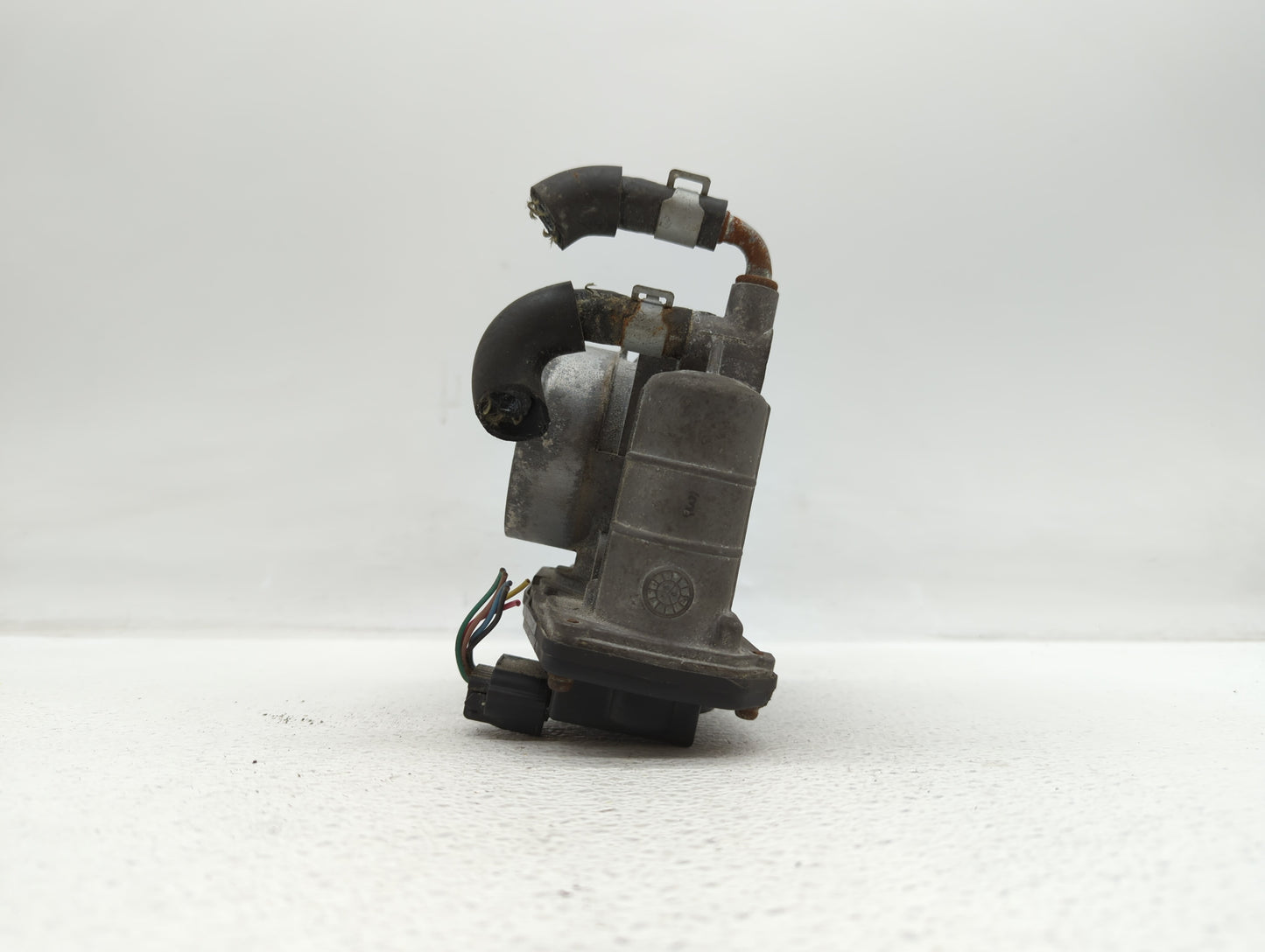 2007-2008 Infiniti G35 Throttle Body P/N:RME60-21 RME60-12 Fits OEM Used Auto Parts - Oemusedautoparts1.com