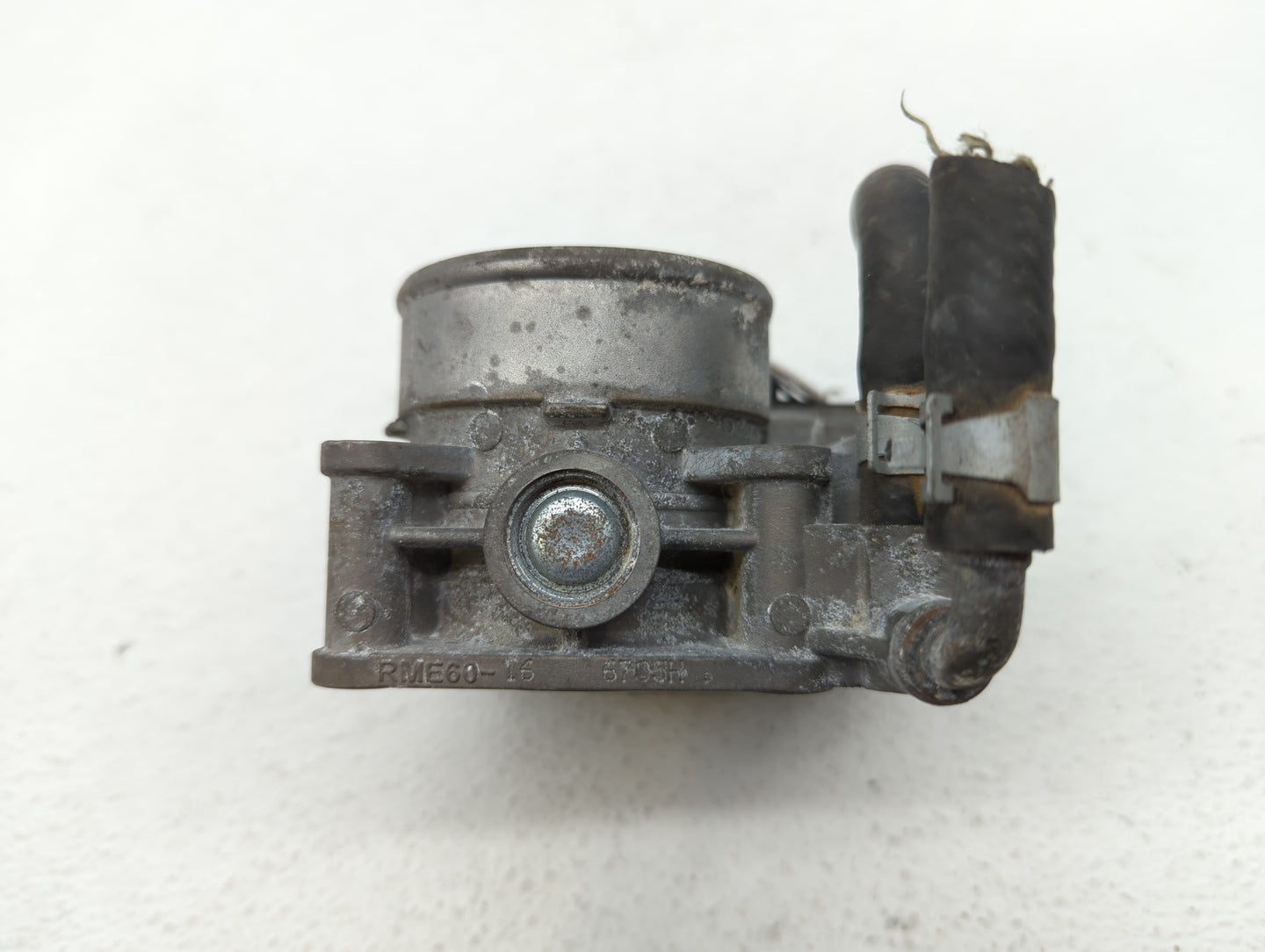 2007-2008 Infiniti G35 Throttle Body P/N:RME60-21 RME60-12 Fits OEM Used Auto Parts - Oemusedautoparts1.com