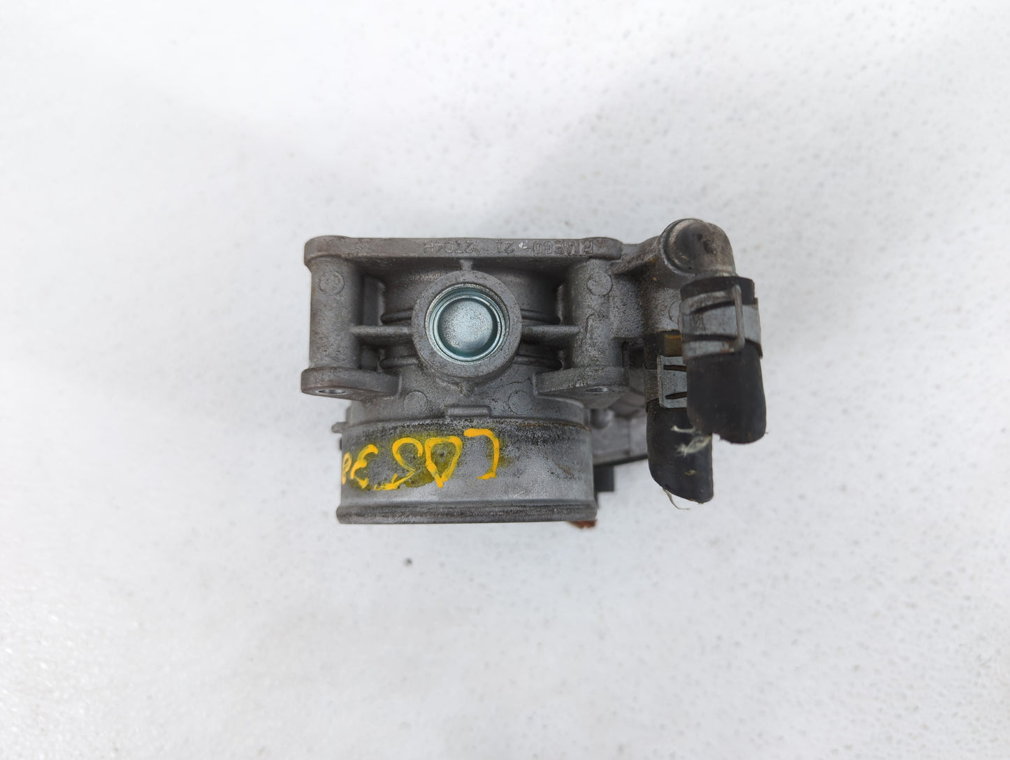 2007-2008 Infiniti G35 Throttle Body P/N:RME60-12 526-02 Fits OEM Used Auto Parts - Oemusedautoparts1.com