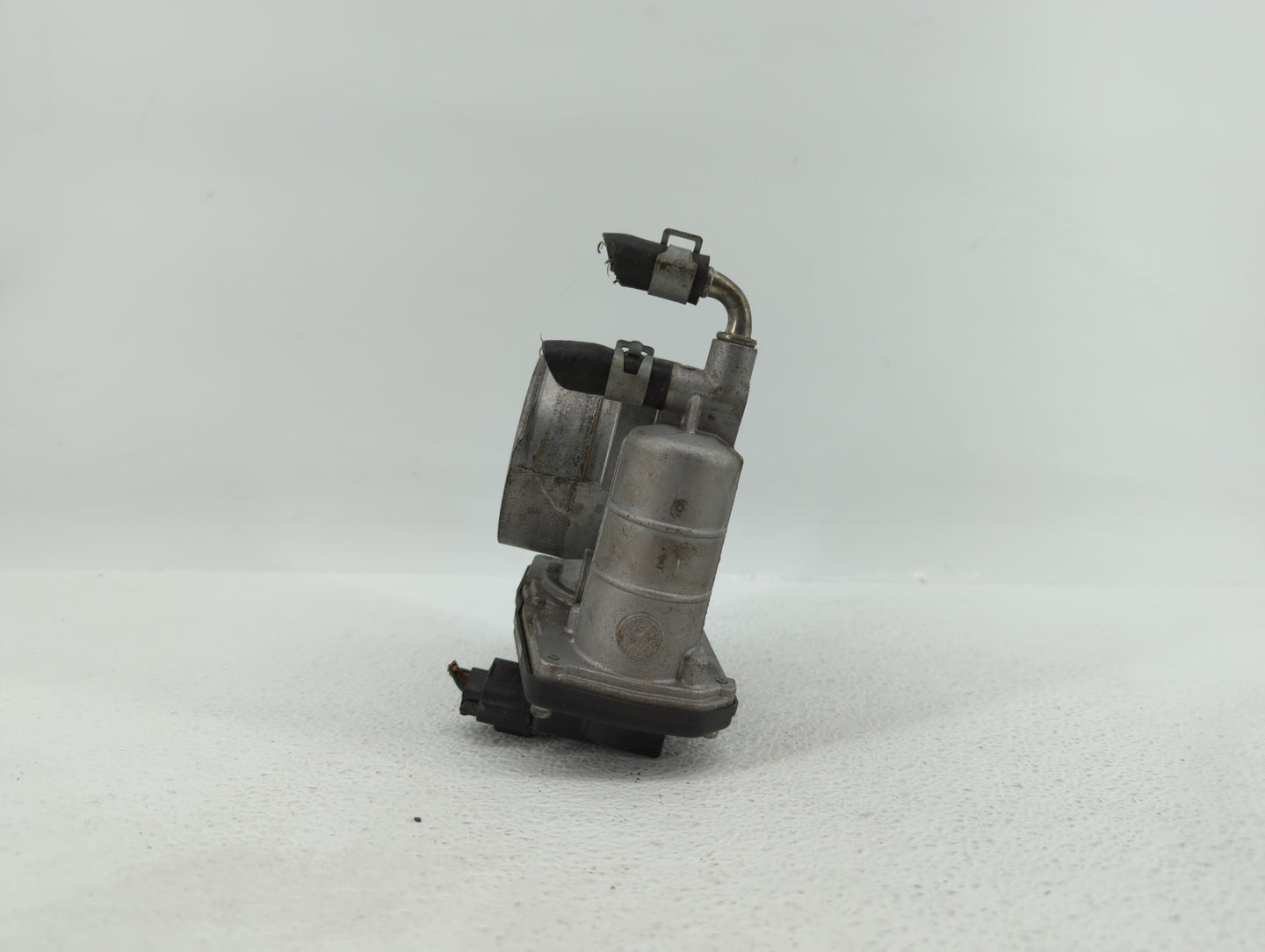 2007-2008 Infiniti G35 Throttle Body P/N:RME60-12 526-02 Fits OEM Used Auto Parts - Oemusedautoparts1.com
