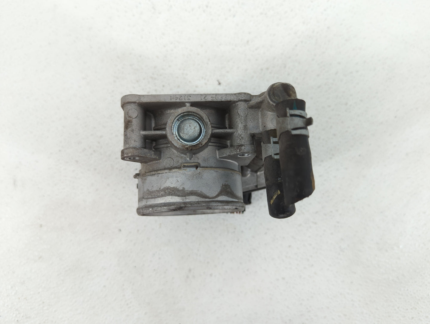 2007-2008 Infiniti G35 Throttle Body P/N:RME60-21 RME60-12 Fits OEM Used Auto Parts - Oemusedautoparts1.com