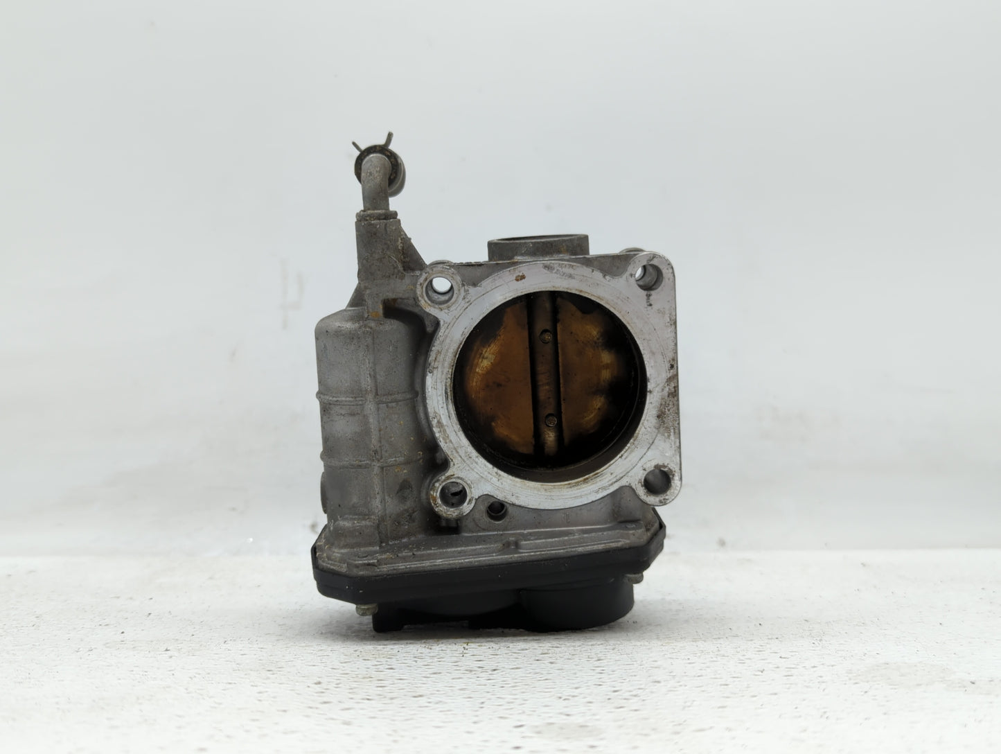 2007-2008 Infiniti G35 Throttle Body P/N:526-02 RME60-16 Fits OEM Used Auto Parts - Oemusedautoparts1.com
