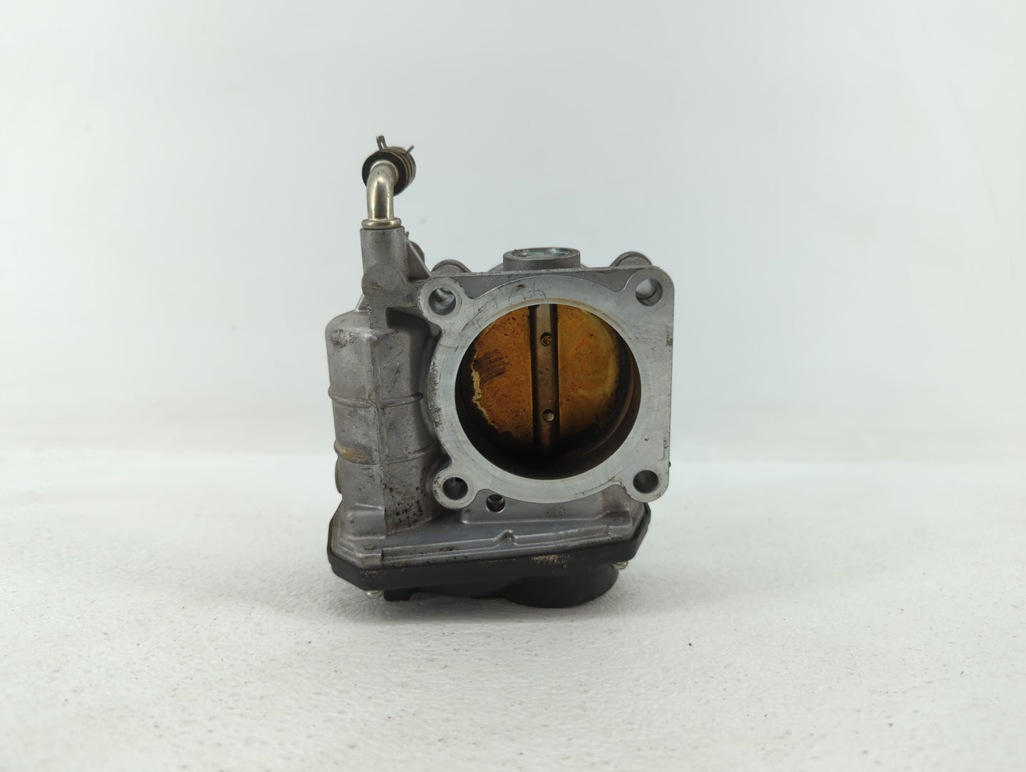 2007-2008 Infiniti G35 Throttle Body P/N:526-02 RME60-16 Fits OEM Used Auto Parts - Oemusedautoparts1.com