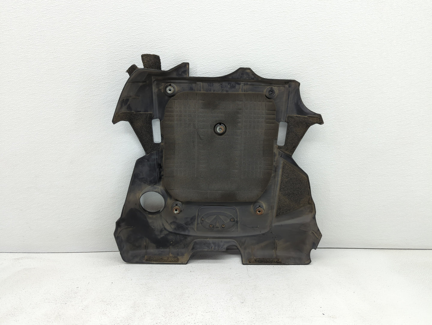 2008 Infiniti G35 Engine Cover - Oemusedautoparts1.com
