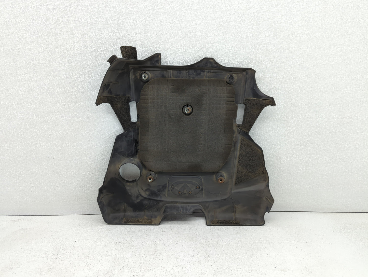 2008 Infiniti G35 Engine Cover - Oemusedautoparts1.com